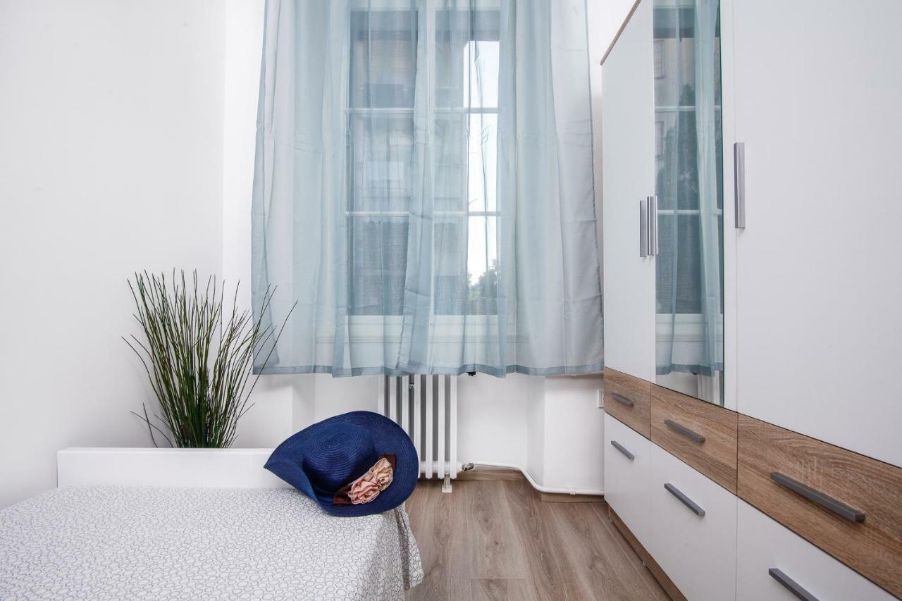 Apartment Kensi*** Пула Екстериор снимка