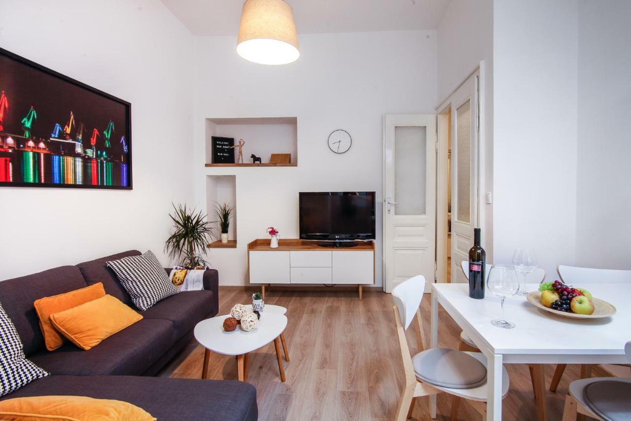 Apartment Kensi*** Пула Екстериор снимка