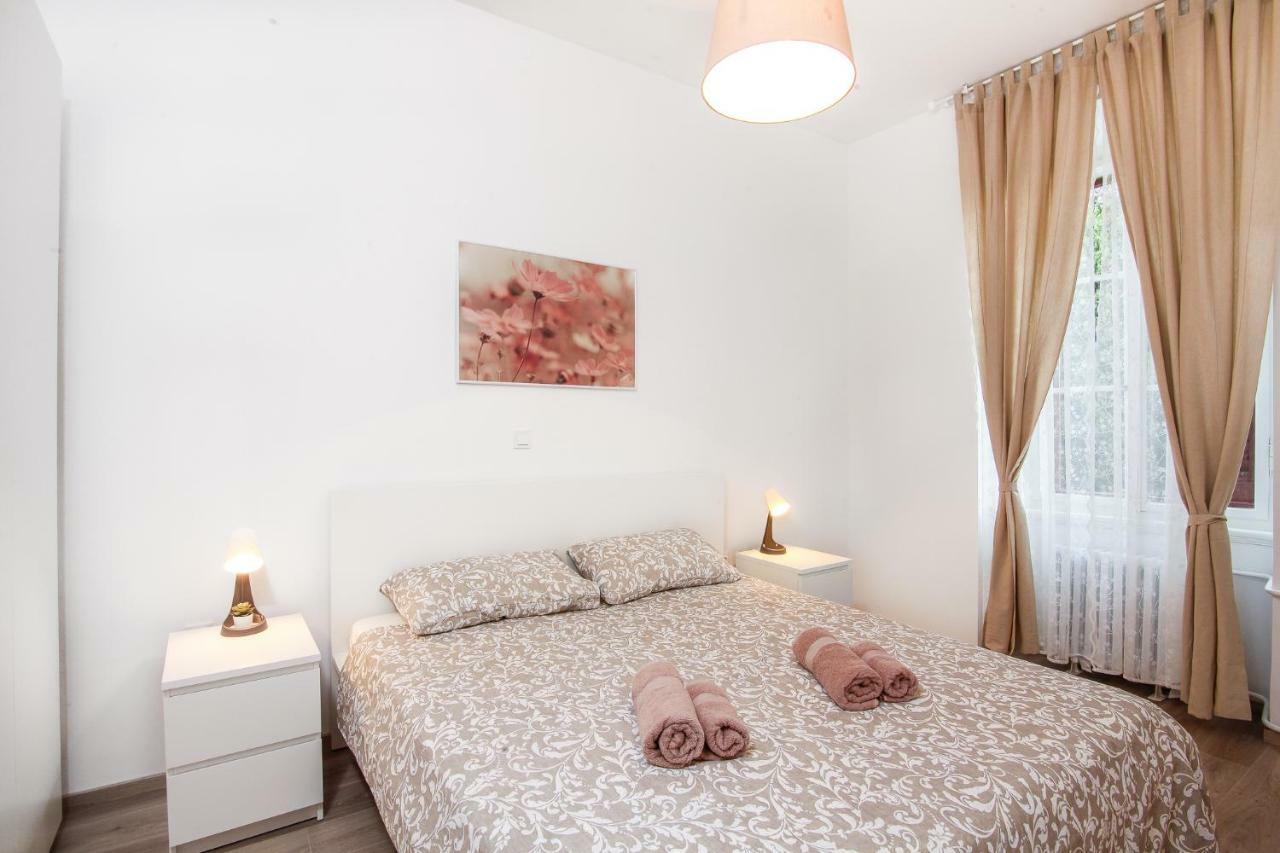 Apartment Kensi*** Пула Екстериор снимка