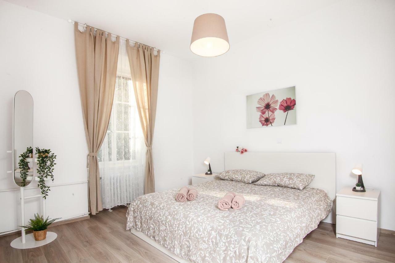 Apartment Kensi*** Пула Екстериор снимка