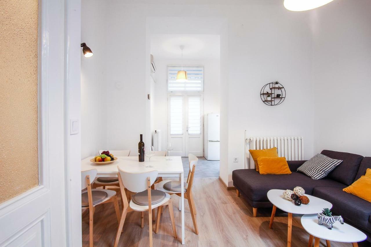Apartment Kensi*** Пула Екстериор снимка